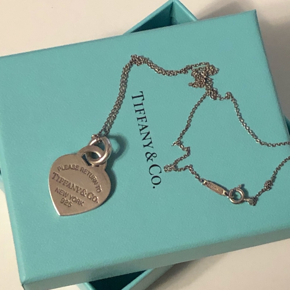 Return to Tiffanys Necklace and chain